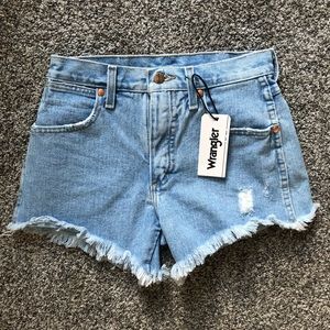 NWT Wrangler reworked high waisted denim shorts